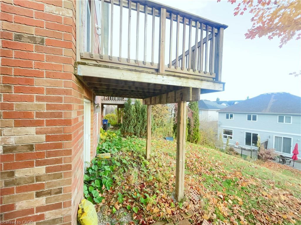 B-668 Butternut Avenue, Waterloo, ON - Outdoor With Exterior