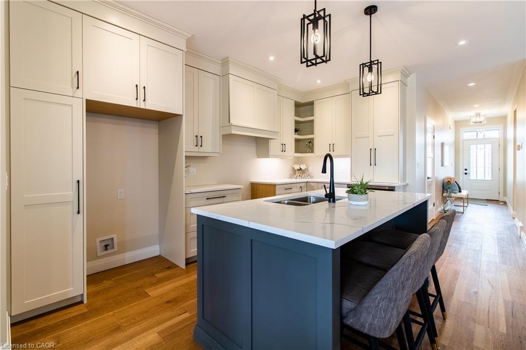 89 Duchess Drive, Delhi, ON - Indoor Photo Showing Kitchen With Double Sink