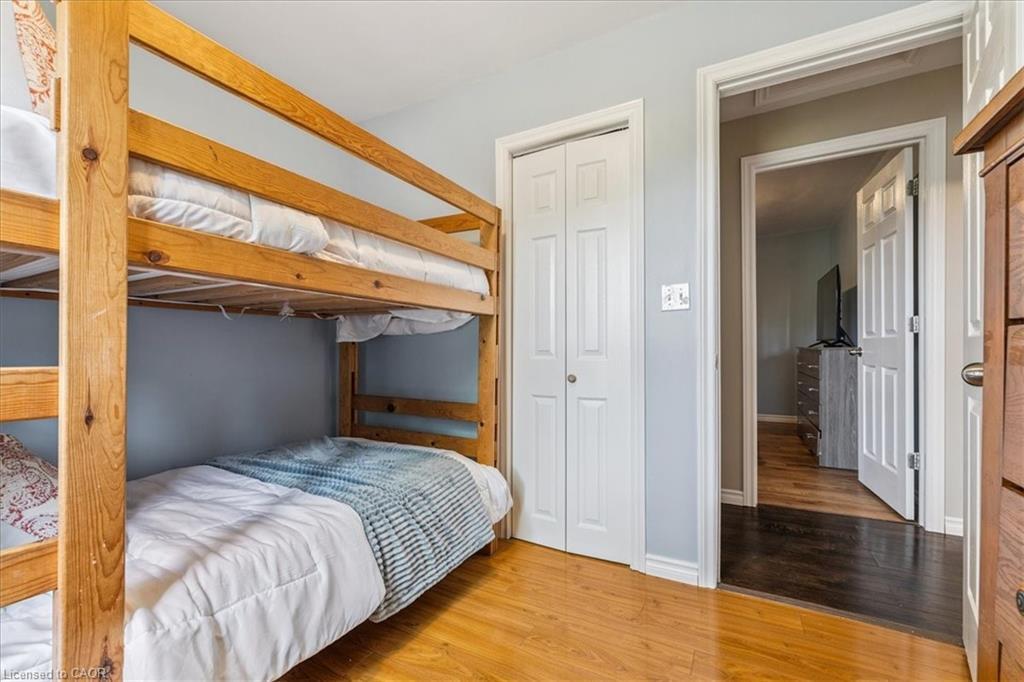 1591 Merrittville Highway, Welland, ON - Indoor Photo Showing Bedroom