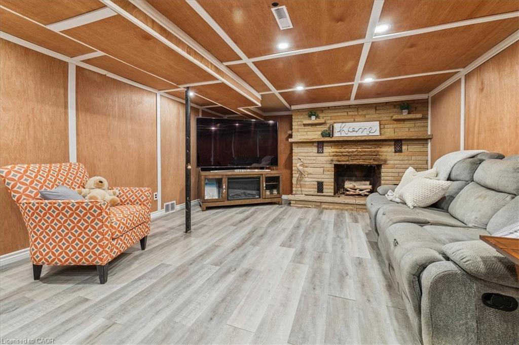 1591 Merrittville Highway, Welland, ON - Indoor With Fireplace