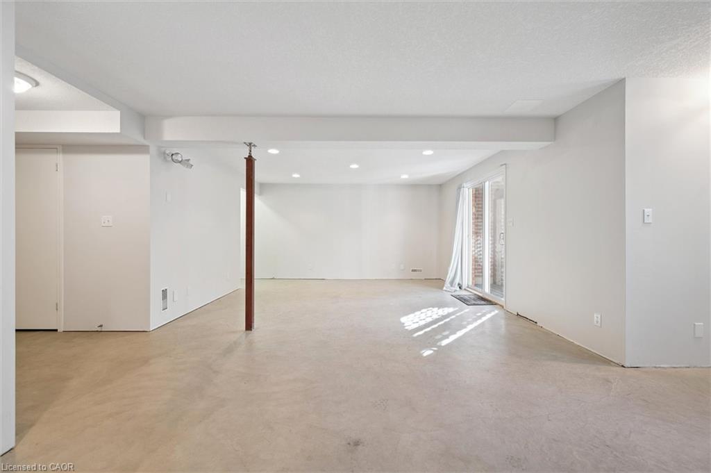 17 Terraview Crescent, Guelph, ON - Indoor