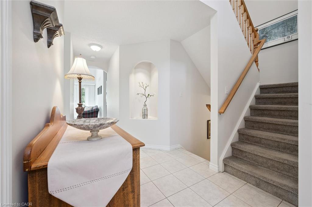 17 Terraview Crescent, Guelph, ON - Indoor Photo Showing Other Room