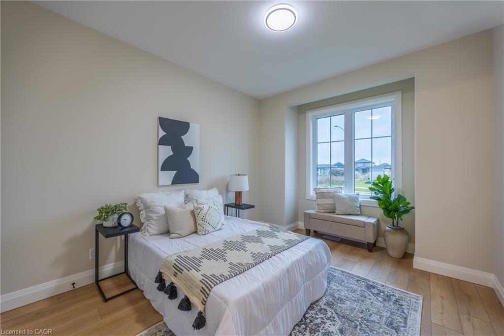 93 Duchess Drive, Delhi, ON - Indoor Photo Showing Bedroom