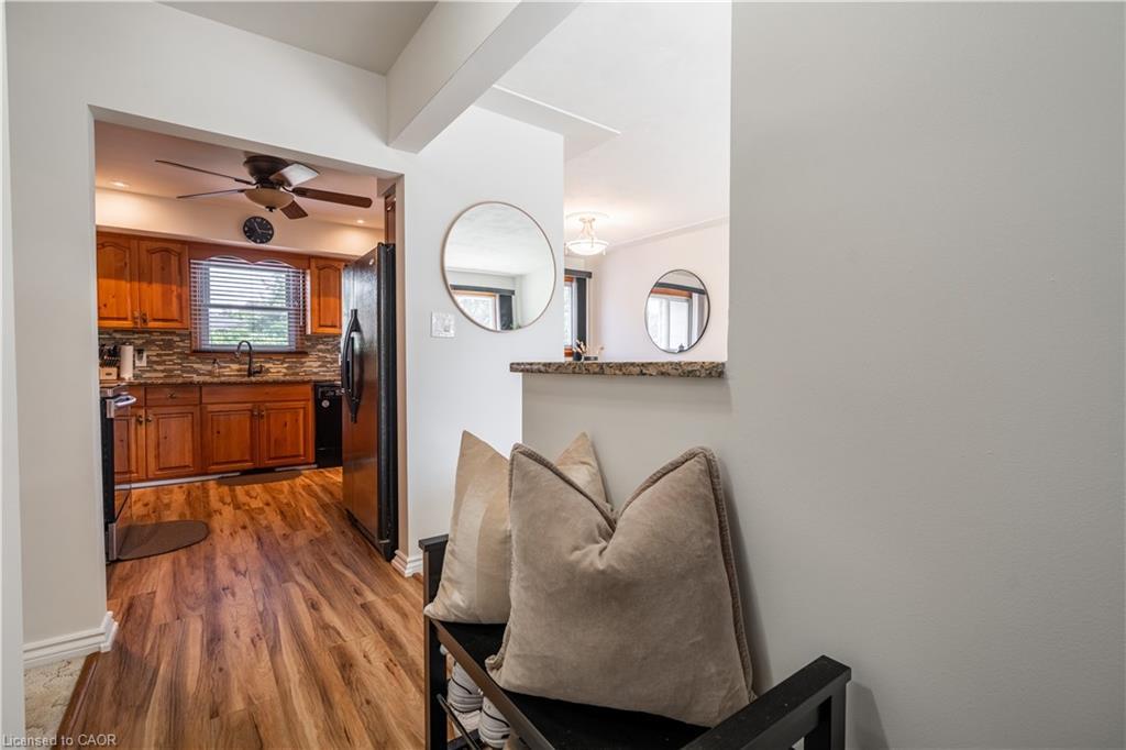 7 Kenwood Crescent, Hamilton, ON - Indoor Photo Showing Other Room