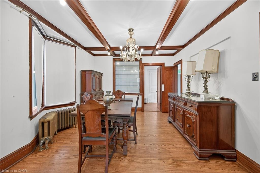 103 Leinster Avenue S, Hamilton, ON - Indoor Photo Showing Dining Room