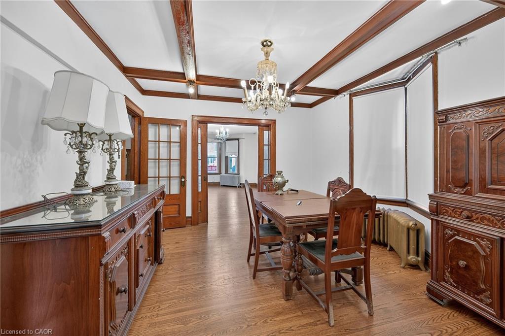 103 Leinster Avenue S, Hamilton, ON - Indoor Photo Showing Dining Room