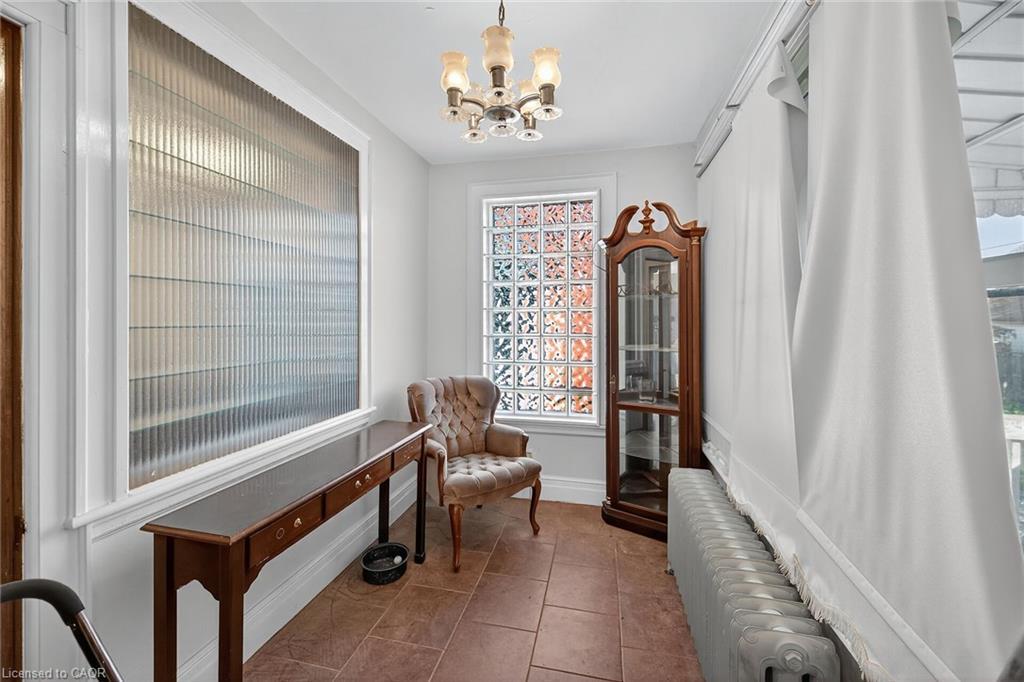 103 Leinster Avenue S, Hamilton, ON - Indoor Photo Showing Other Room