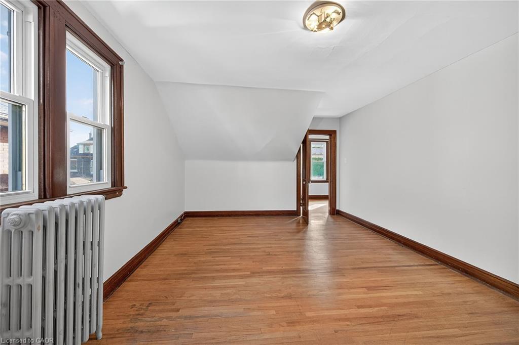 103 Leinster Avenue S, Hamilton, ON - Indoor Photo Showing Other Room