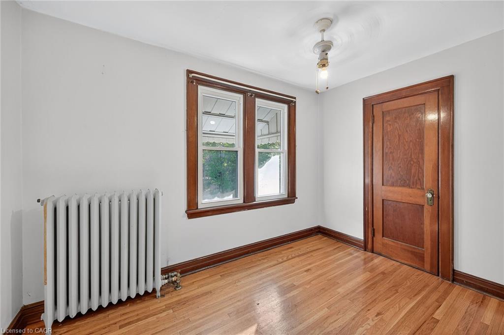 103 Leinster Avenue S, Hamilton, ON - Indoor Photo Showing Other Room