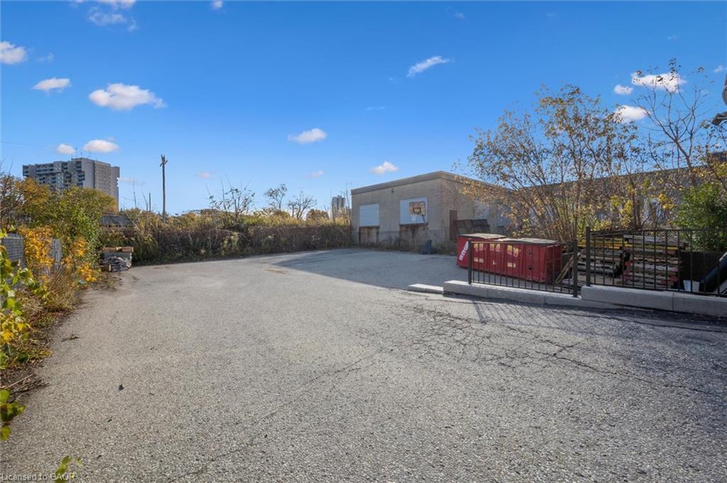 325 Breithaupt Street, Kitchener, ON