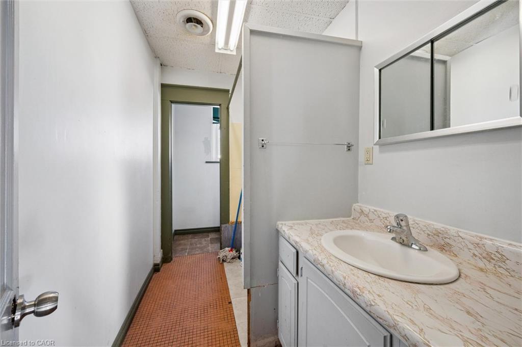 325 Breithaupt Street, Kitchener, ON