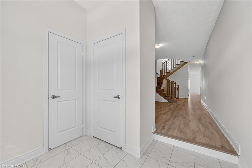 47 Bloomfield Crescent, Cambridge, ON - Indoor Photo Showing Other Room