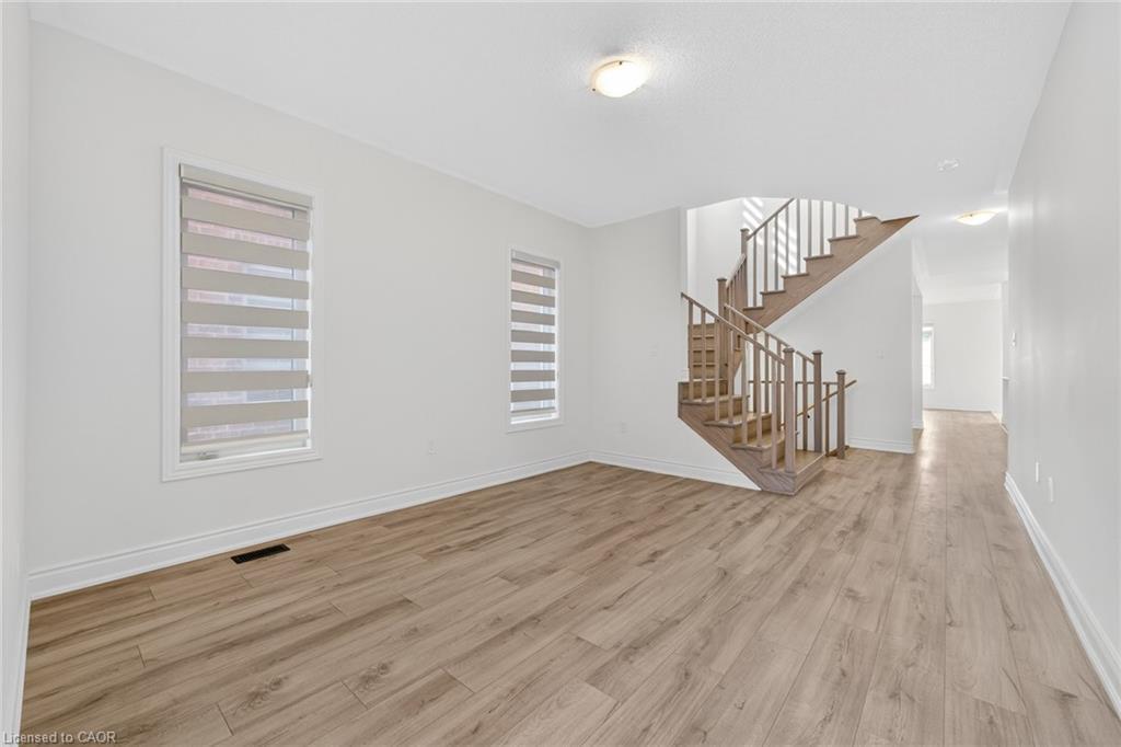 47 Bloomfield Crescent, Cambridge, ON - Indoor Photo Showing Other Room