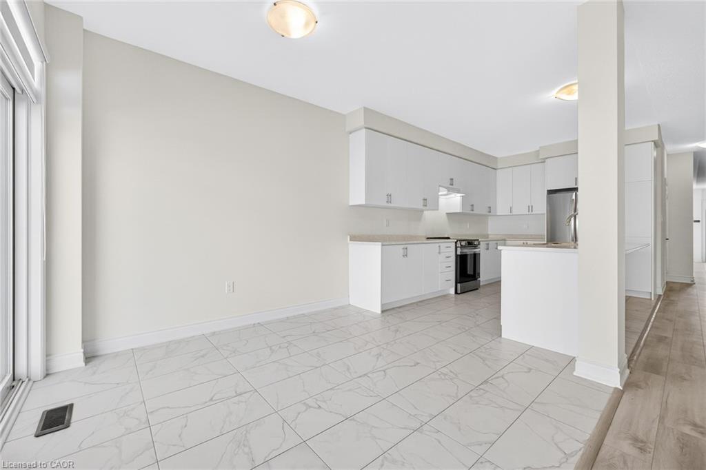 47 Bloomfield Crescent, Cambridge, ON - Indoor Photo Showing Kitchen