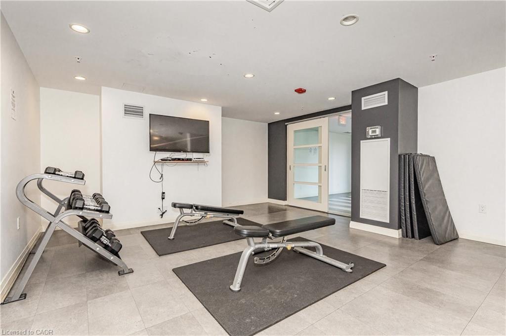 917-15 James Finlay Way, Toronto, ON - Indoor Photo Showing Gym Room