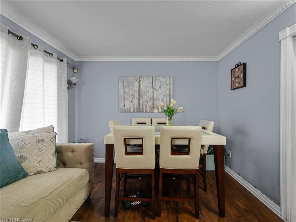 40 Yeoville Court, Hamilton, ON - Indoor