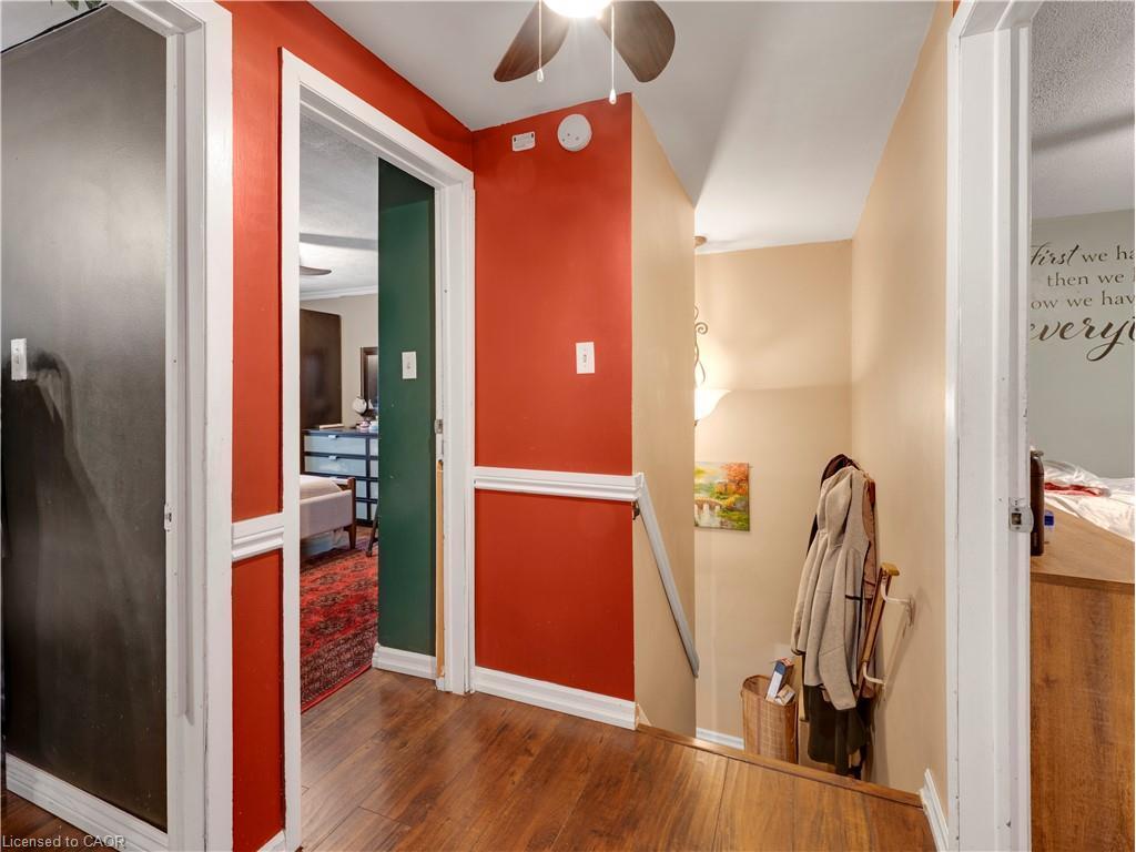 40 Yeoville Court, Hamilton, ON - Indoor Photo Showing Other Room