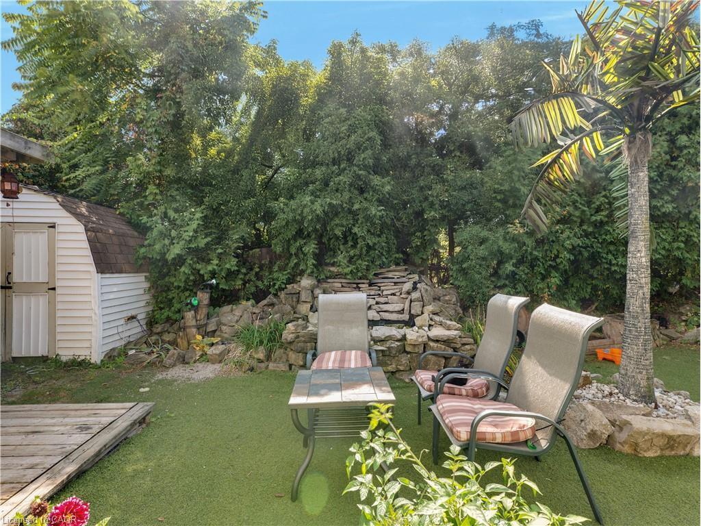 40 Yeoville Court, Hamilton, ON - Outdoor