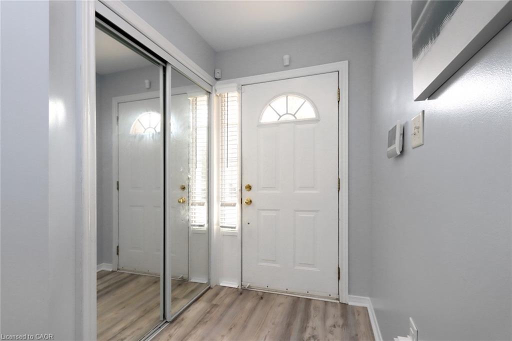 25-1771 Upper Wentworth Street, Hamilton, ON - Indoor Photo Showing Other Room