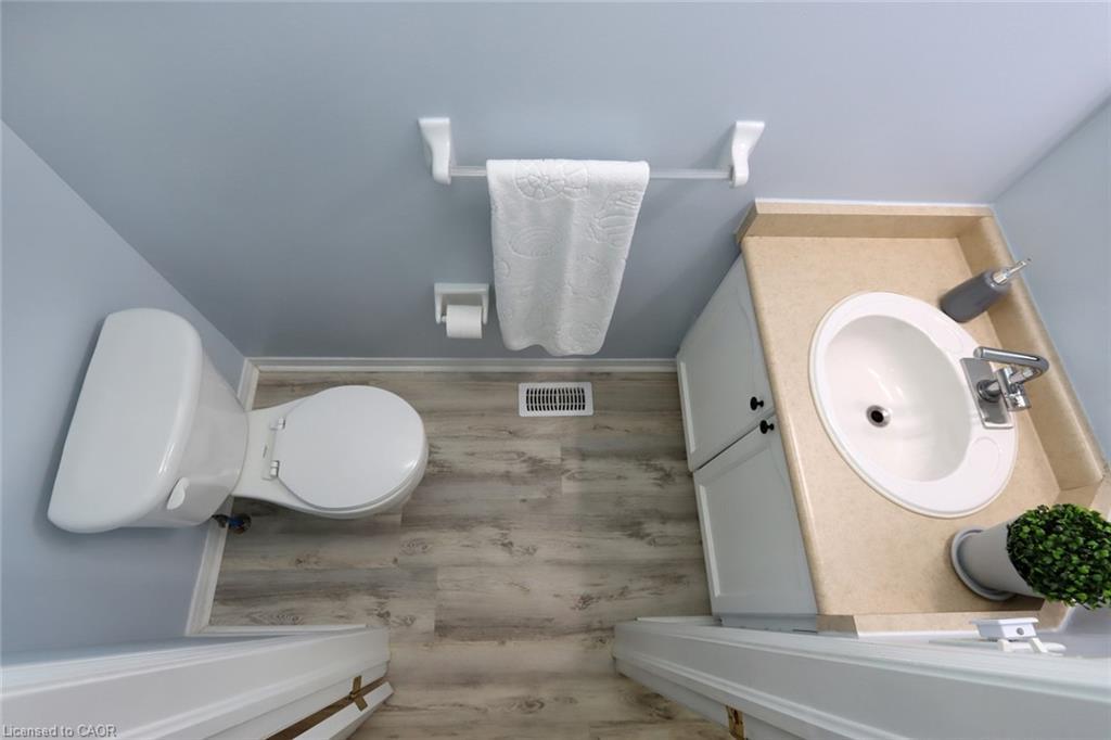 25-1771 Upper Wentworth Street, Hamilton, ON - Indoor Photo Showing Bathroom