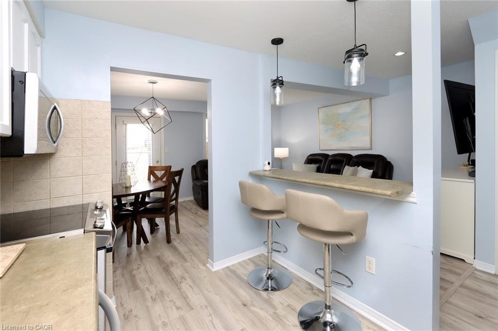 25-1771 Upper Wentworth Street, Hamilton, ON - Indoor