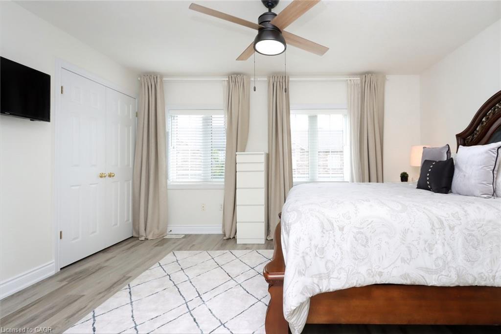 25-1771 Upper Wentworth Street, Hamilton, ON - Indoor Photo Showing Bedroom