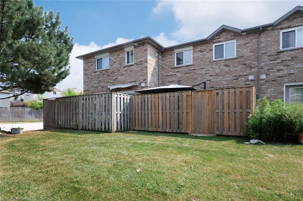 25-1771 Upper Wentworth Street, Hamilton, ON - Outdoor