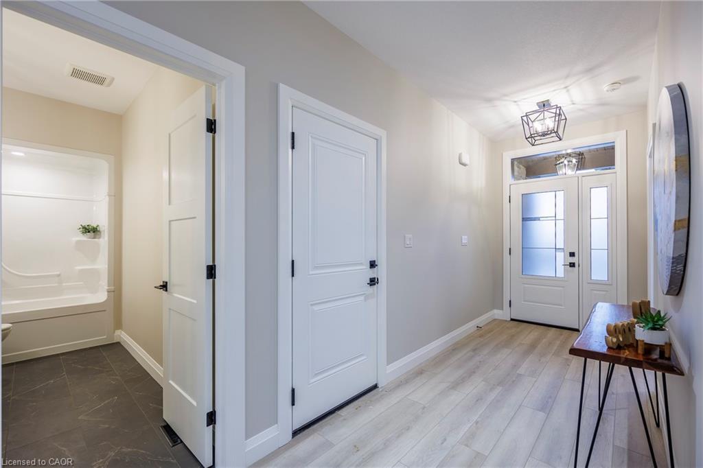 379 Argyle Avenue, Delhi, ON - Indoor Photo Showing Other Room