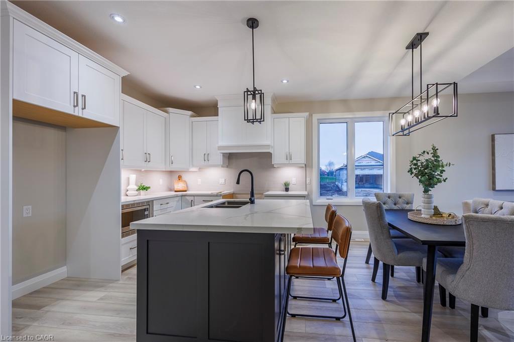 379 Argyle Avenue, Delhi, ON - Indoor