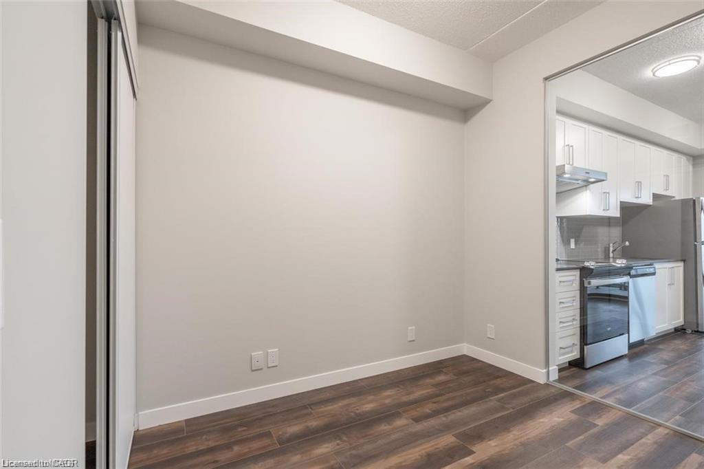 805-15 Queen Street S, Hamilton, ON - Indoor