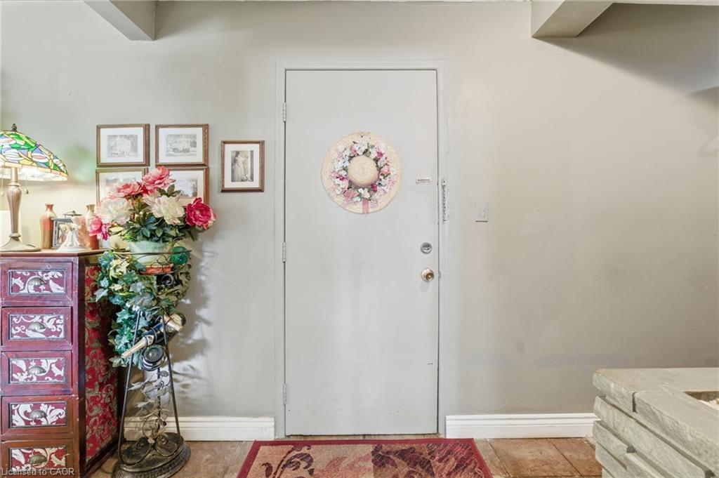 103-510 Queenston Road, Hamilton, ON - Indoor Photo Showing Other Room