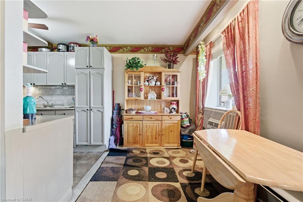 103-510 Queenston Road, Hamilton, ON - Indoor