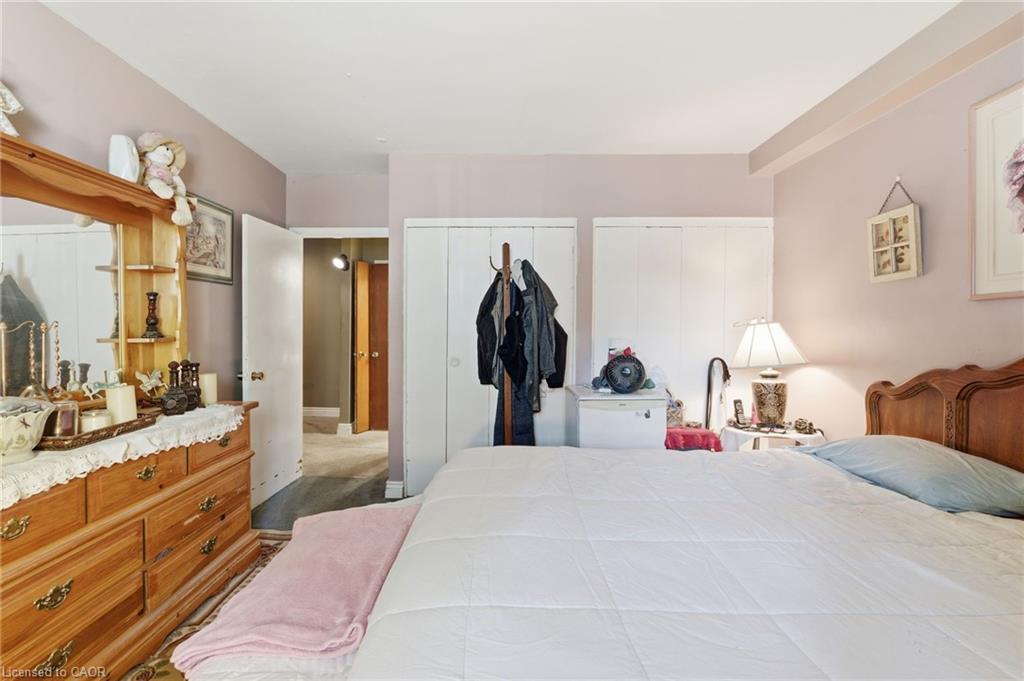 103-510 Queenston Road, Hamilton, ON - Indoor Photo Showing Bedroom