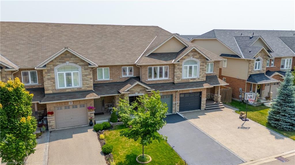 28 Charleswood Crescent, Hamilton, ON - Outdoor With Facade