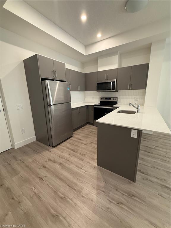 109-1101 Lackner Place, Kitchener, ON - Indoor Photo Showing Kitchen