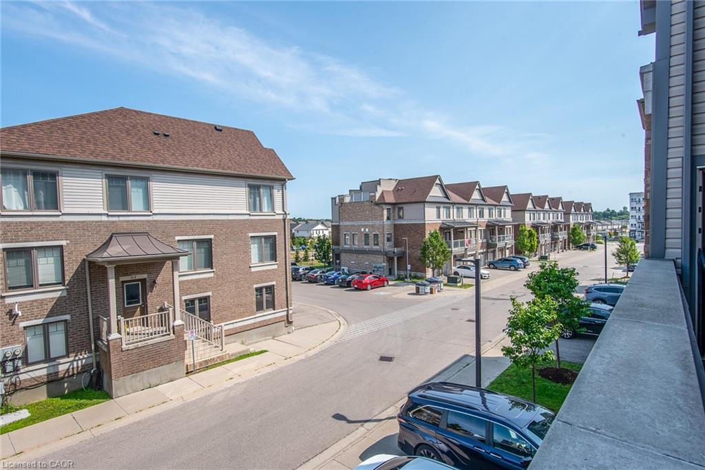 H3-70 Willowrun Drive, Kitchener, ON - Outdoor