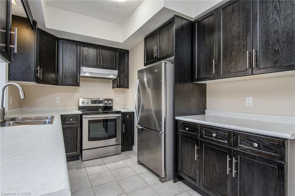 H3-70 Willowrun Drive, Kitchener, ON - Indoor Photo Showing Kitchen With Stainless Steel Kitchen With Double Sink