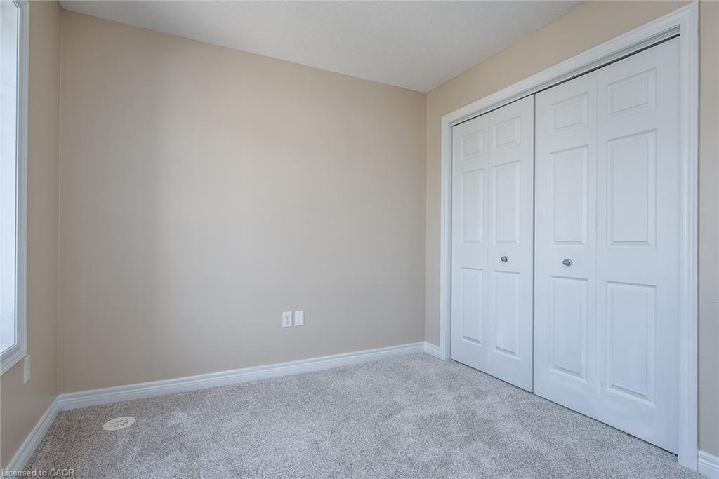 H3-70 Willowrun Drive, Kitchener, ON - Indoor Photo Showing Other Room
