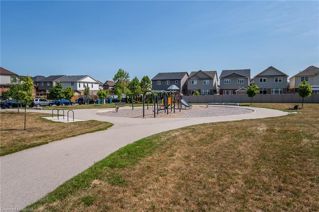 H3-70 Willowrun Drive, Kitchener, ON - Outdoor