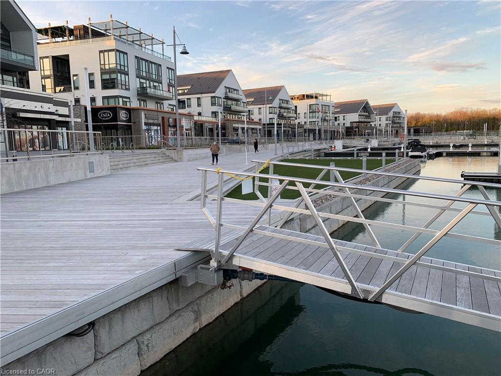 262-333 Sunseeker Avenue, Innisfil, ON - Outdoor