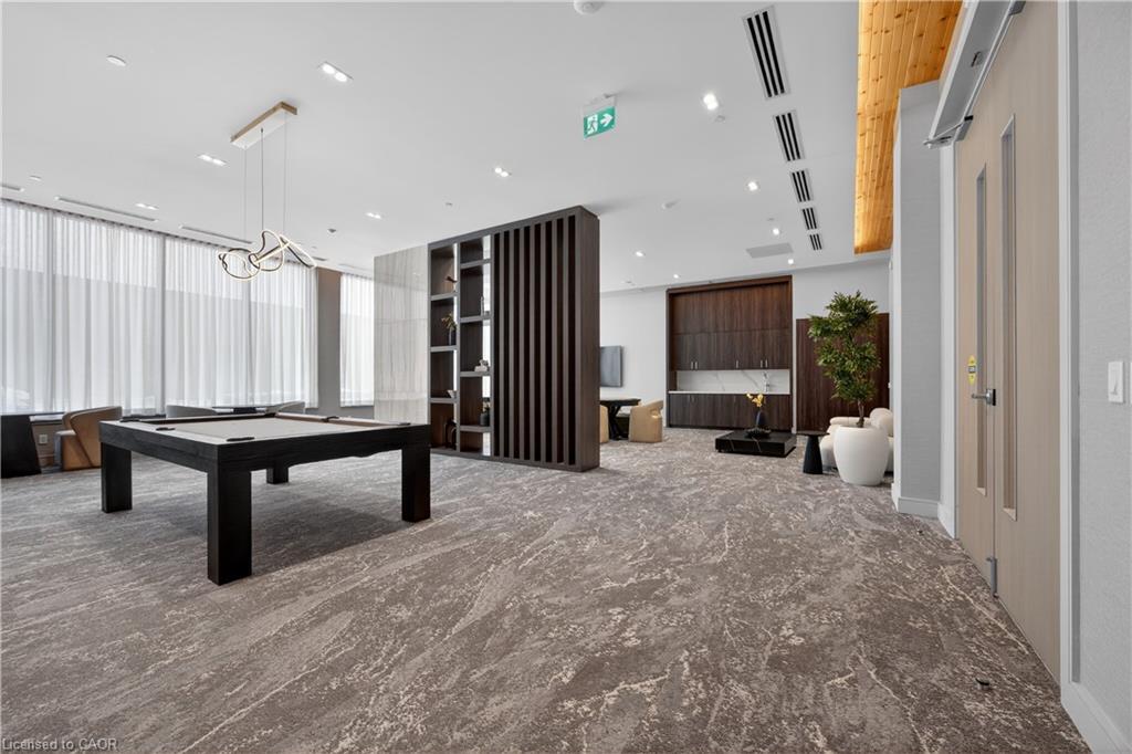 262-333 Sunseeker Avenue, Innisfil, ON - Indoor Photo Showing Other Room