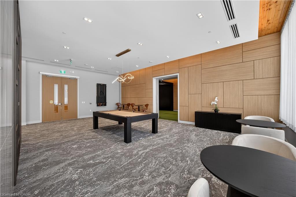 262-333 Sunseeker Avenue, Innisfil, ON - Indoor Photo Showing Other Room