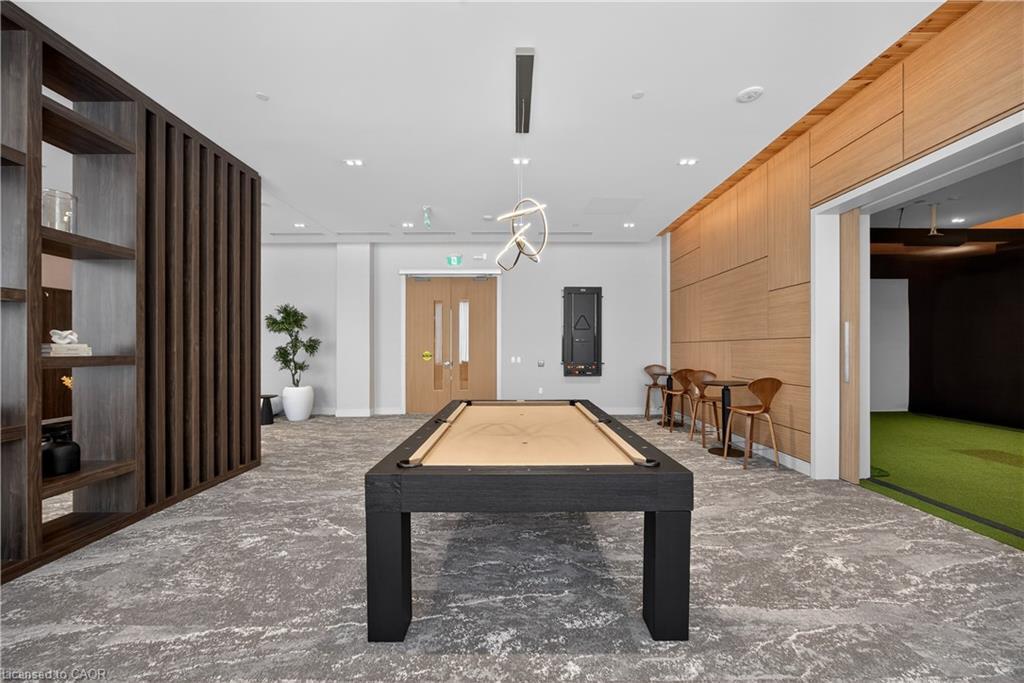 262-333 Sunseeker Avenue, Innisfil, ON - Indoor Photo Showing Other Room