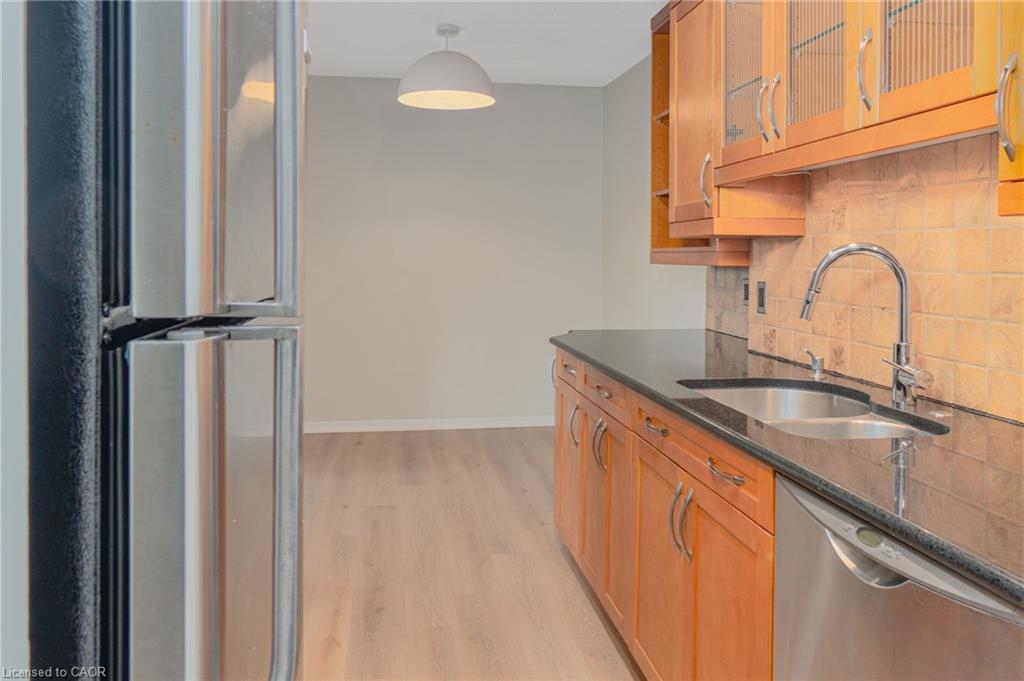 505-75 Queen Street N, Hamilton, ON - Indoor Photo Showing Kitchen With Double Sink