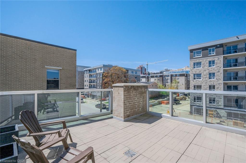 H204-62 Balsam Street, Waterloo, ON - Outdoor