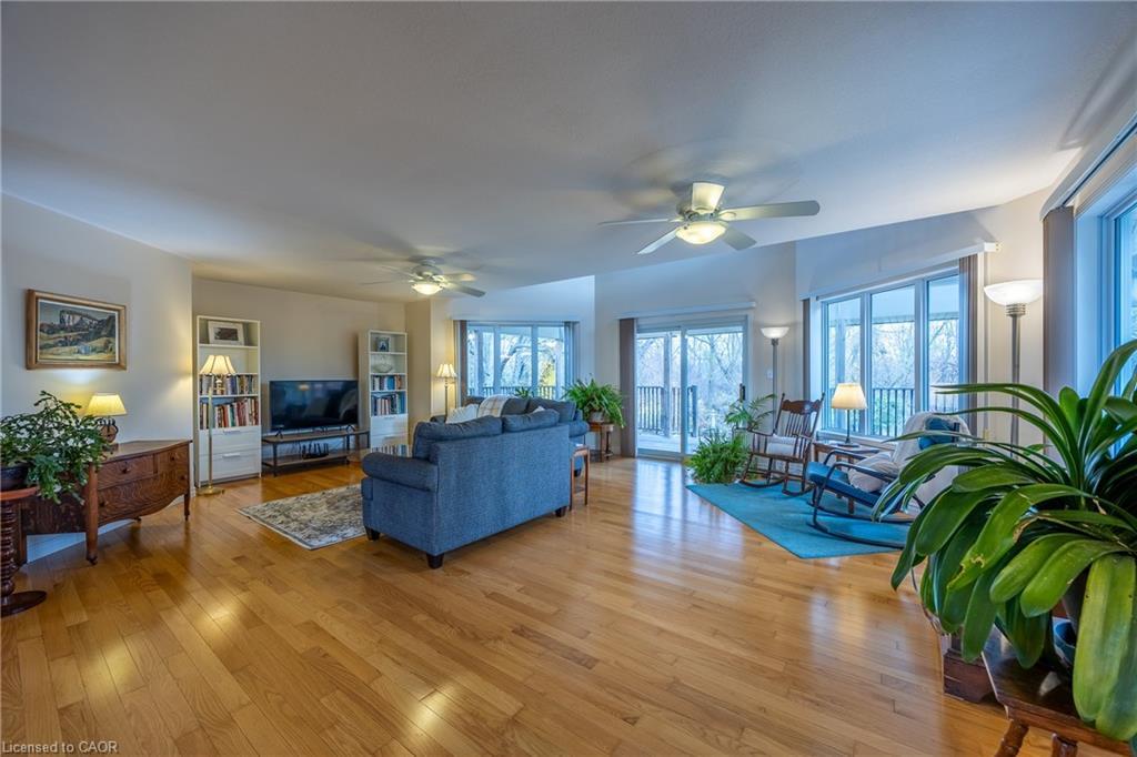 1028 #59 Highway, Port Rowan, ON - Indoor Photo Showing Living Room