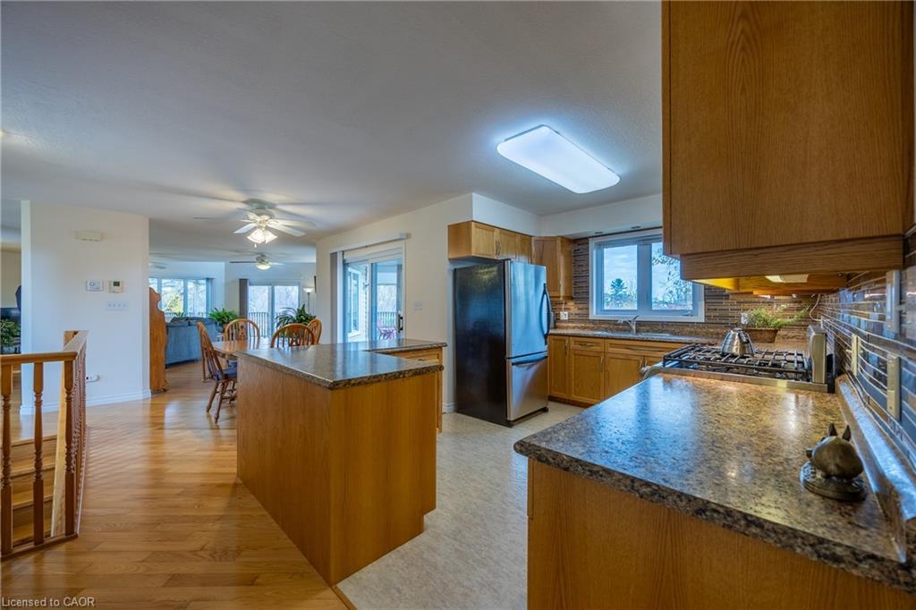 1028 #59 Highway, Port Rowan, ON - Indoor Photo Showing Kitchen