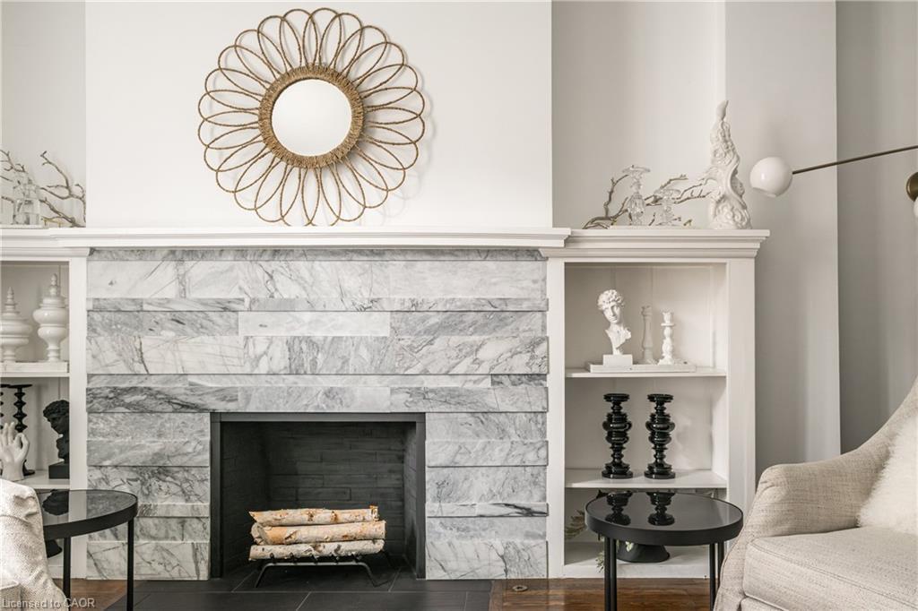 13-86 Herkimer Street, Hamilton, ON - Indoor With Fireplace
