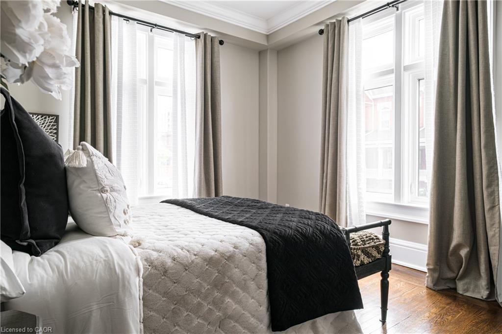 13-86 Herkimer Street, Hamilton, ON - Indoor Photo Showing Bedroom