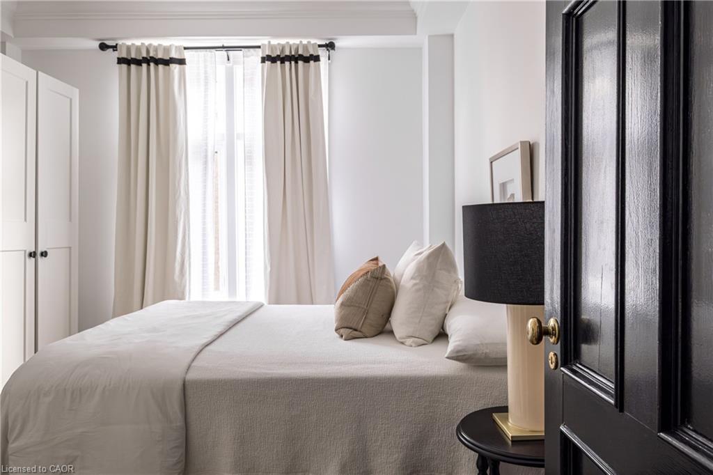 13-86 Herkimer Street, Hamilton, ON - Indoor Photo Showing Bedroom